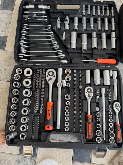 Продаётся набор инструментов модель 216