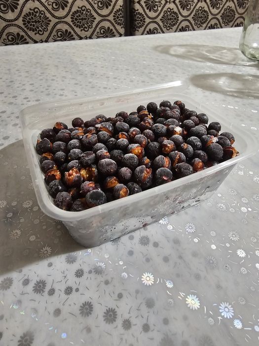 Смородина сатылады.