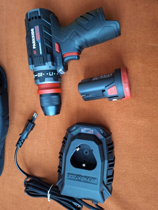 Bormasina 12V  Parkside Performance Brushless, cu acumulator, noua