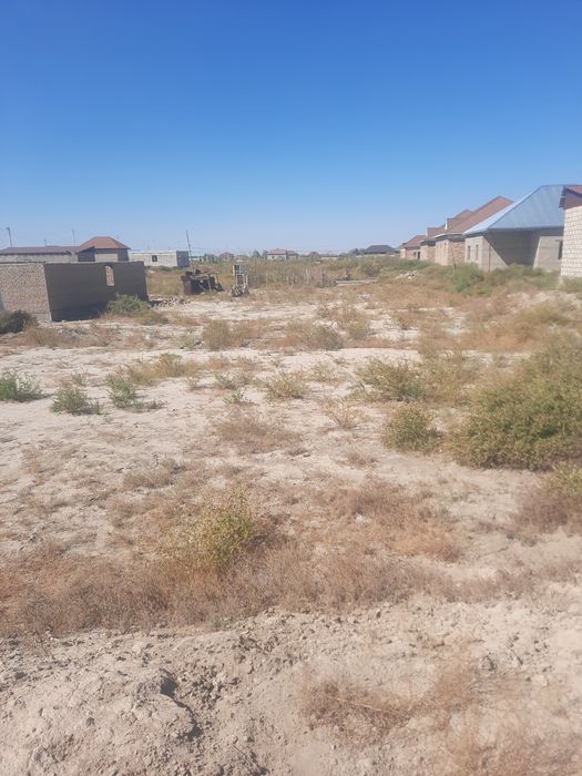 Продам времянку Байтерек 3