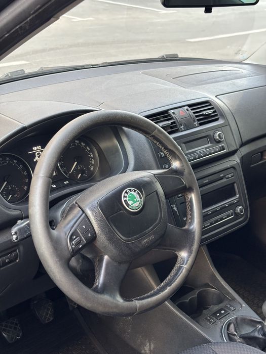 SKODA Fabia 2012 — imagine 5