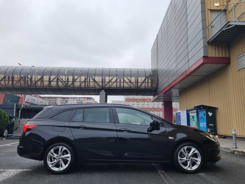 Opel Astra Inovation Extra-full Model Deosebit TVA Deductibil