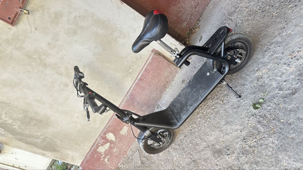 Scooter trotineta electrica de vanzare