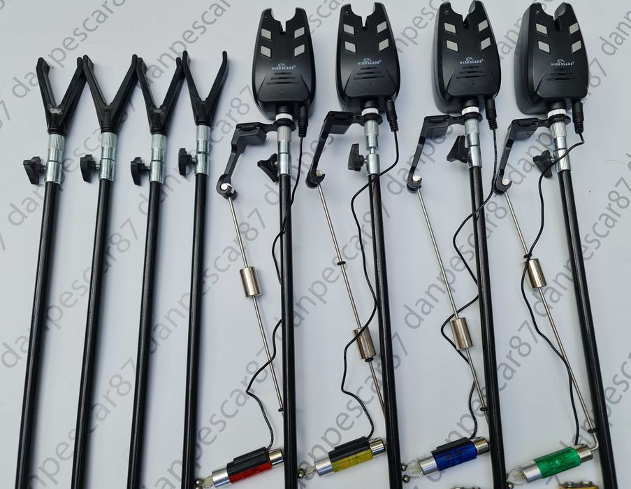 Set 4 Avertizori digitali TLI06 cu 4 swingere cu iluminare si 8 Tije