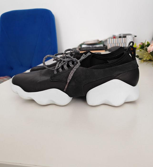 Vând Camper Dub Black 43