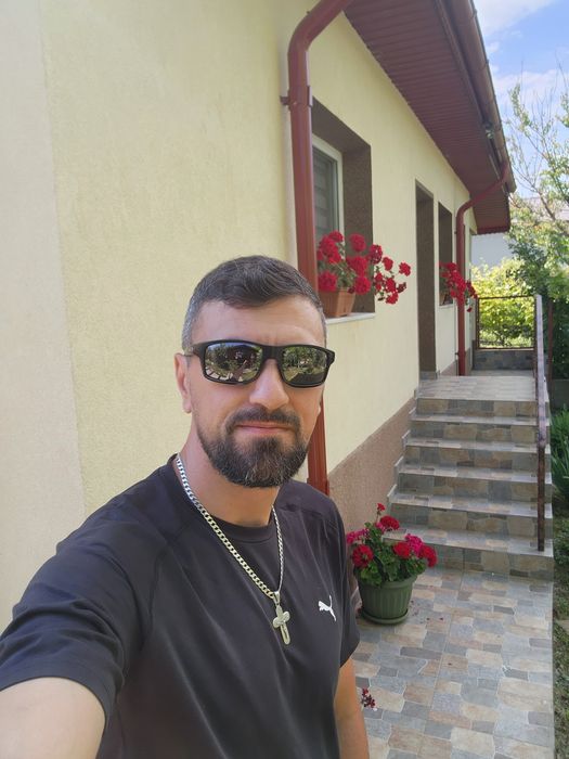 Servicii de curățenie si renovare zugraveli.
