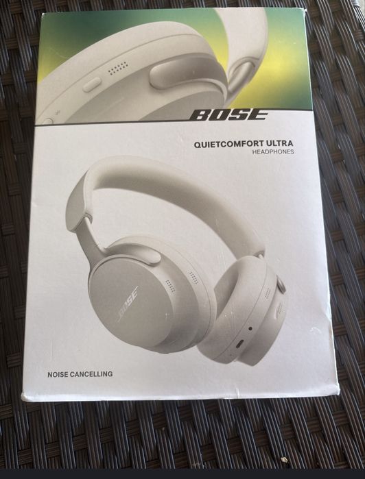 Bose quietcomfort ultra headphones