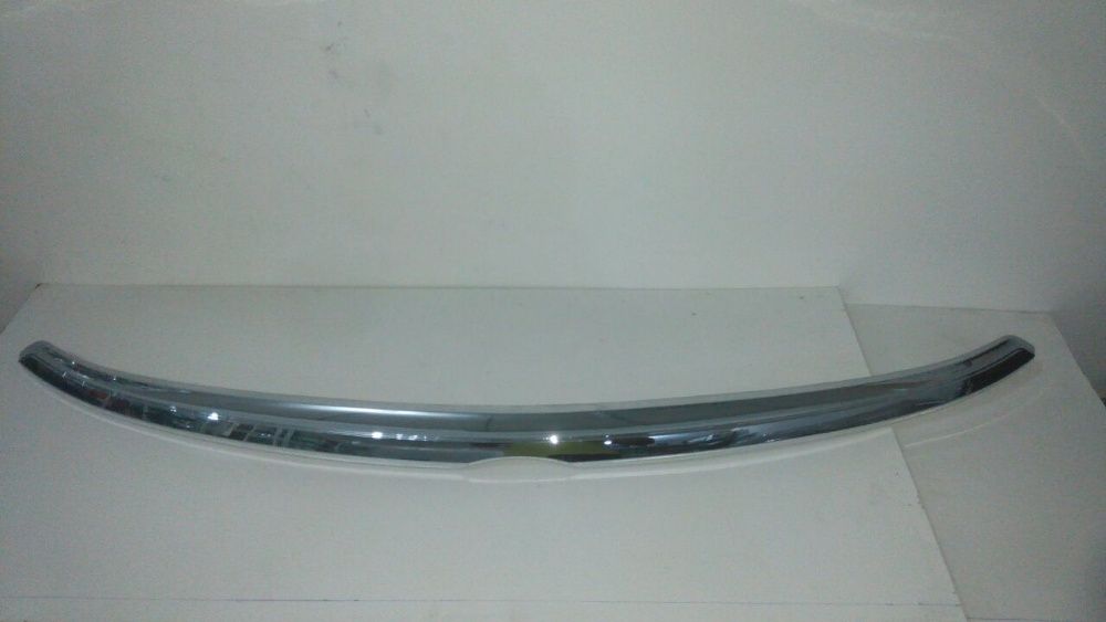 Молдинг капота Тойота Камри 50 / Toyota Camry 50 /2011г