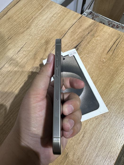Iphone 15 pro 128 Chaa ( dual sim )