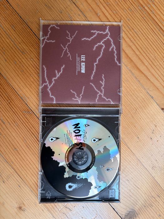 Stray kids Lee know Noeasy digipack кпоп албум