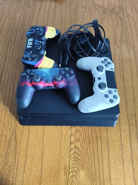 Продам       пс4