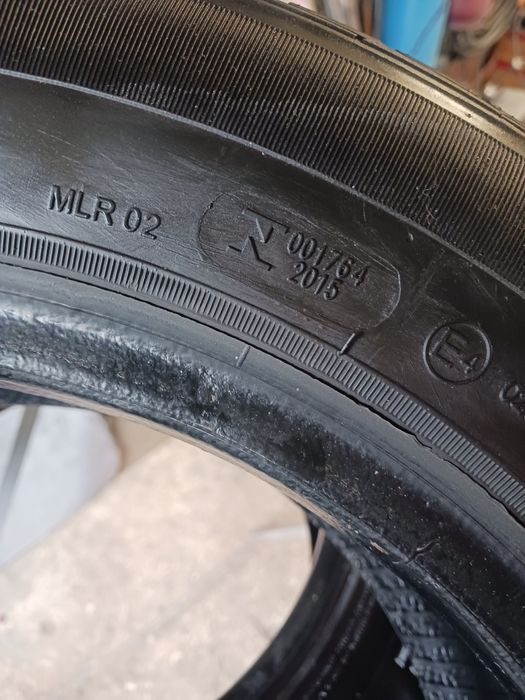 Автомобилни гуми