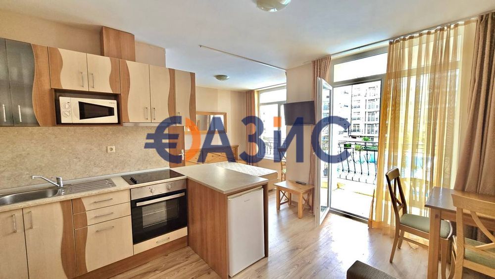 Продава се Тристаен апартамент в к.к. Слънчев бряг - 55 кв.м за 765 €/кв.м - Снимка #5