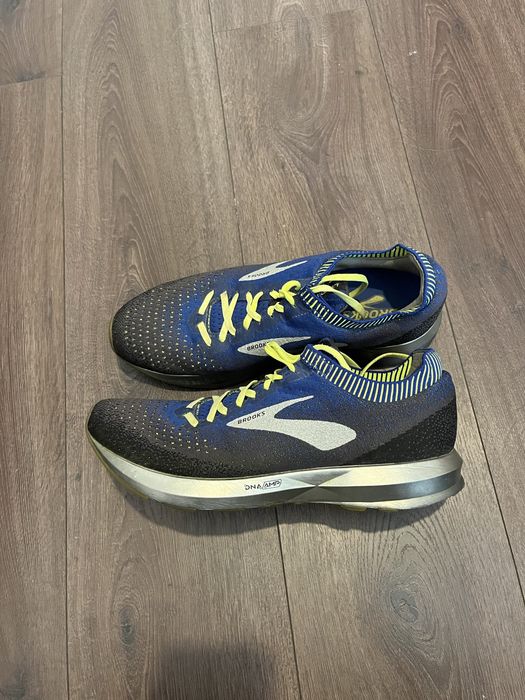 Brooks Leviate 2-оригинални маратонки