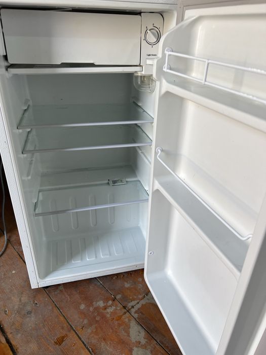 Холодильник мини в хорошем качестве