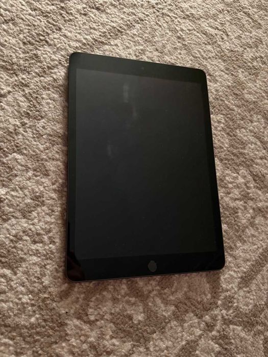 iPad 9 64 ГБ, идеальное состояние
