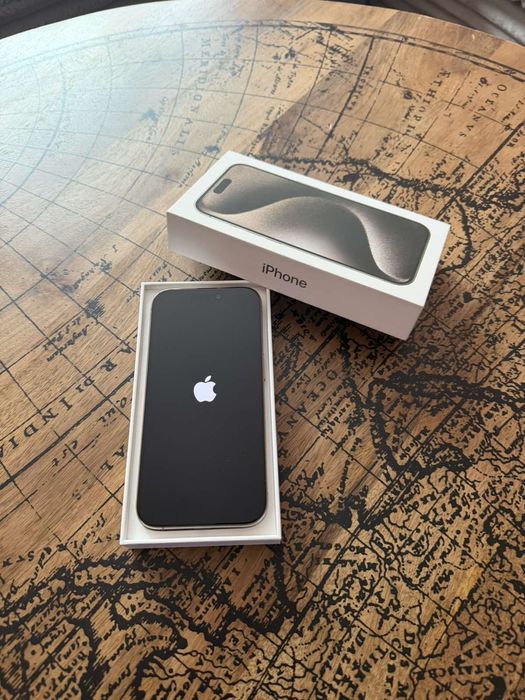 Продавам Apple iPhone 15 Pro