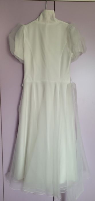 Rochie albă elegantă