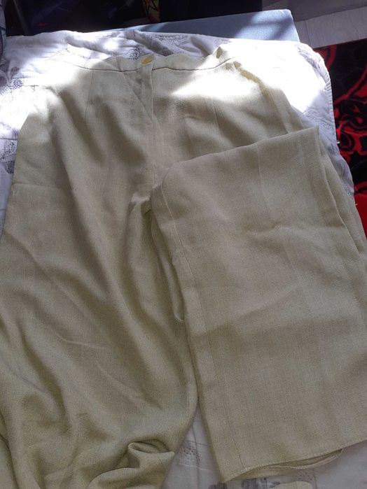 Костюм с юбкой.46р