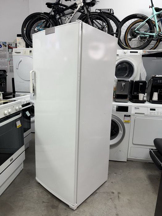 Фризер Siemens GS26V430 в отлично състояние.