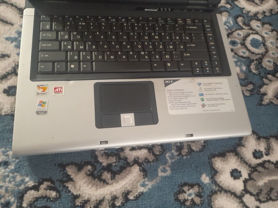 Acer 1500 noutbuk