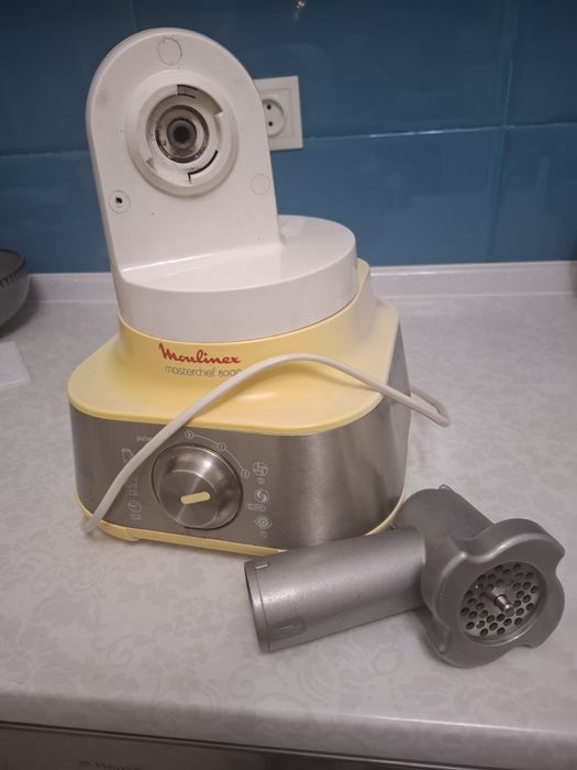 Продам двигатель работает мясорубку Mulineks