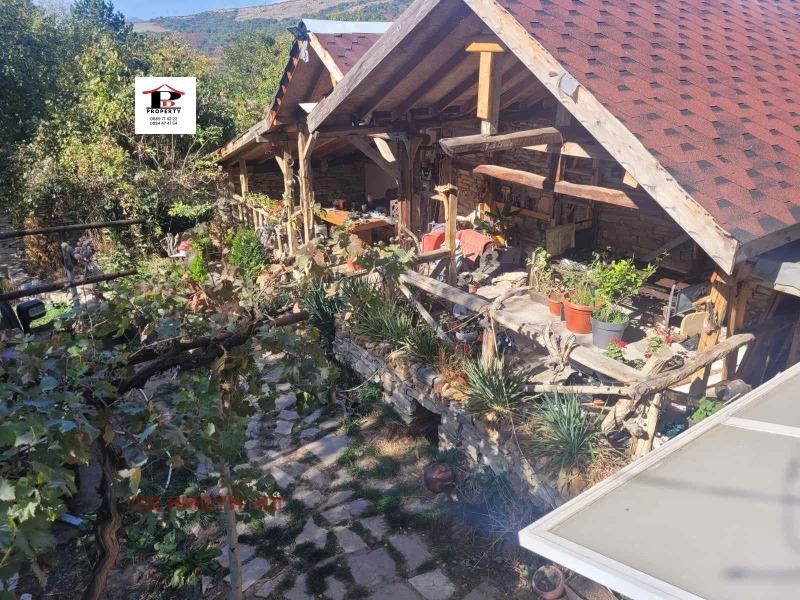 Продава се Къща в с. Негушево, Област София-област - 300 кв.м за 884 €/кв.м - Снимка #4