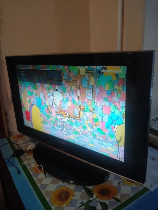 Телевизор Samsung