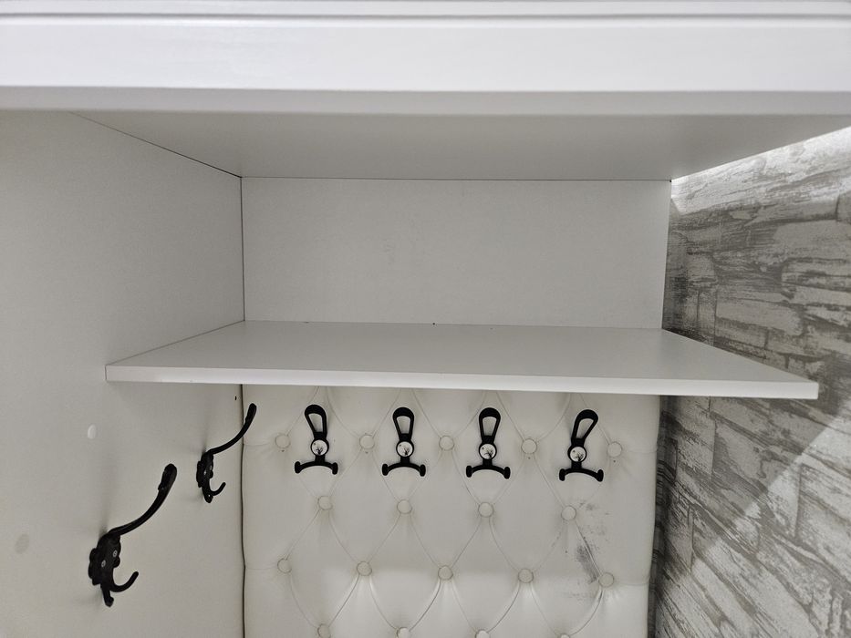 Style Total White Прихожая