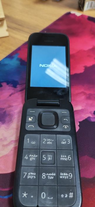 Sotiladi Nokia 2660
