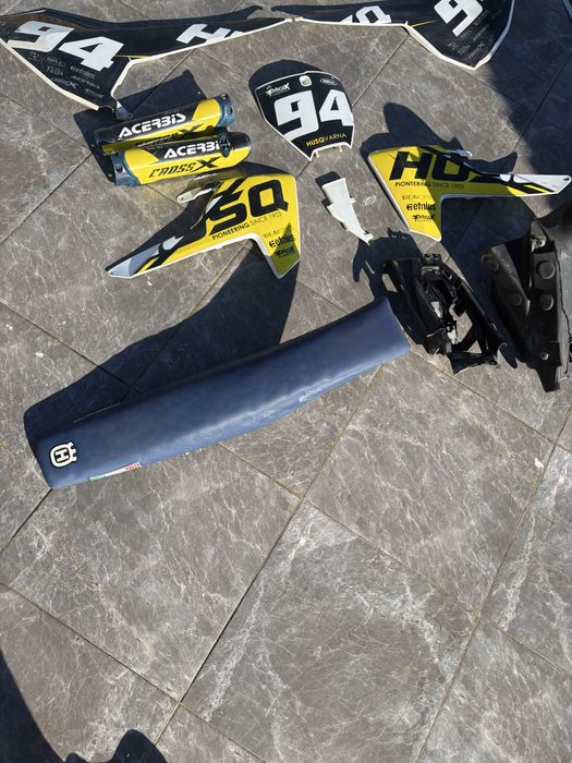 Комплект платмаси за Husqvarna fc4502019 и резервоар и др