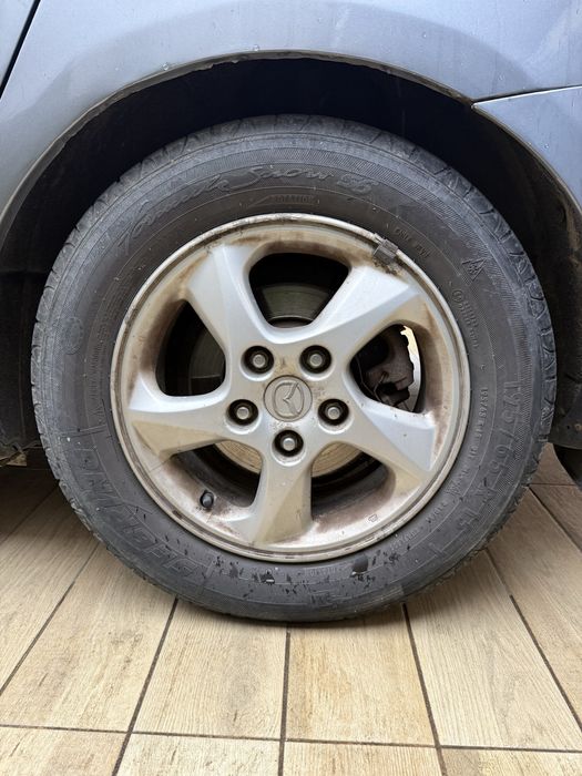 Джанти с гуми за мазда 15” mazda