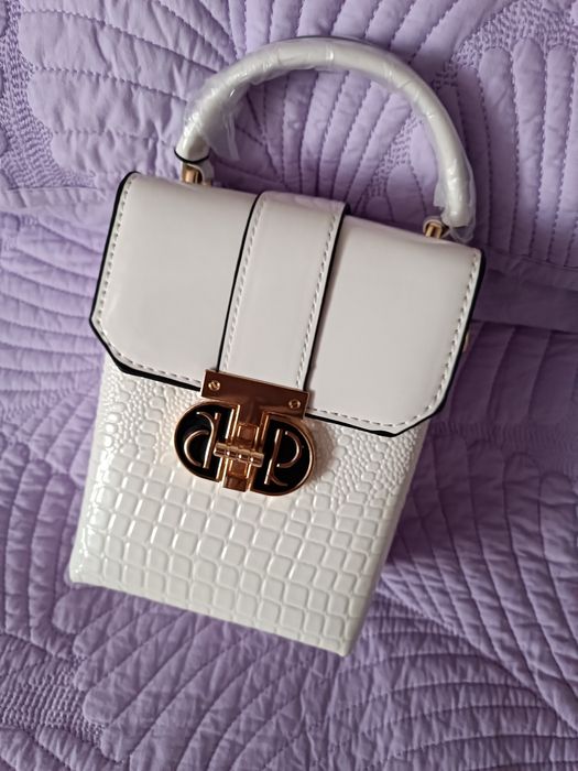 Сумочка стильная симпатичная