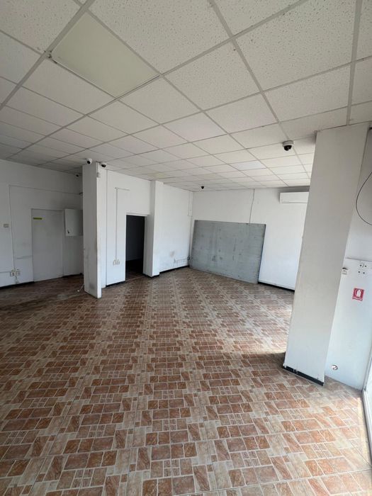 Vand/inchiriez spatiu comercial pe societate, parter de bloc