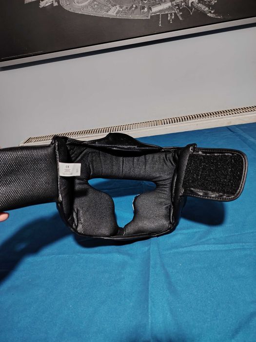 ADIDAS protecție la cap pentru boxeri.
