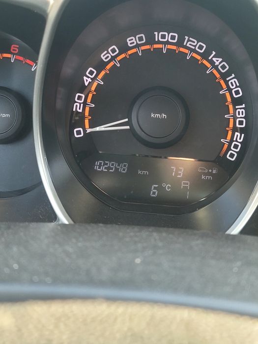 Продам срочно лада веста св 1.8