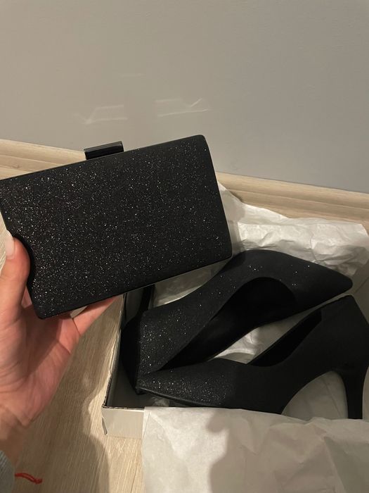 Абитуриентска рокля