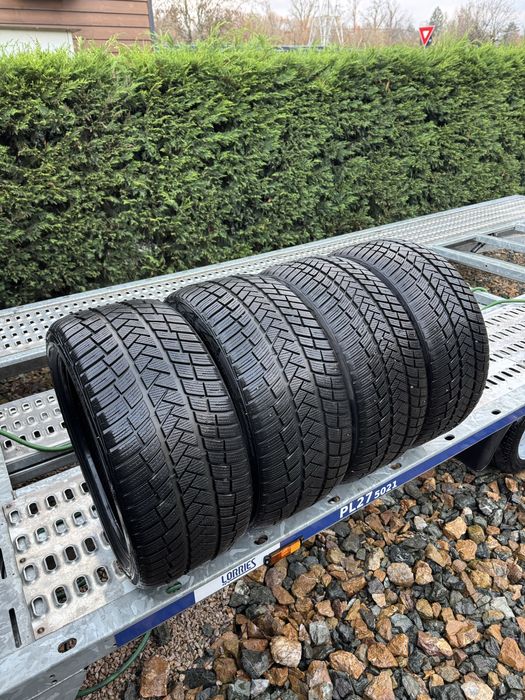 Anvelope 225/40/19 / 255/35/19 Iarna Mercedes w205 Bmw