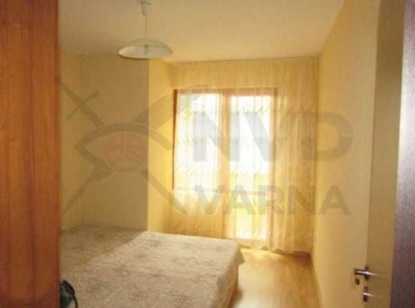 Двустаен апартамент в Автогара! 2284632