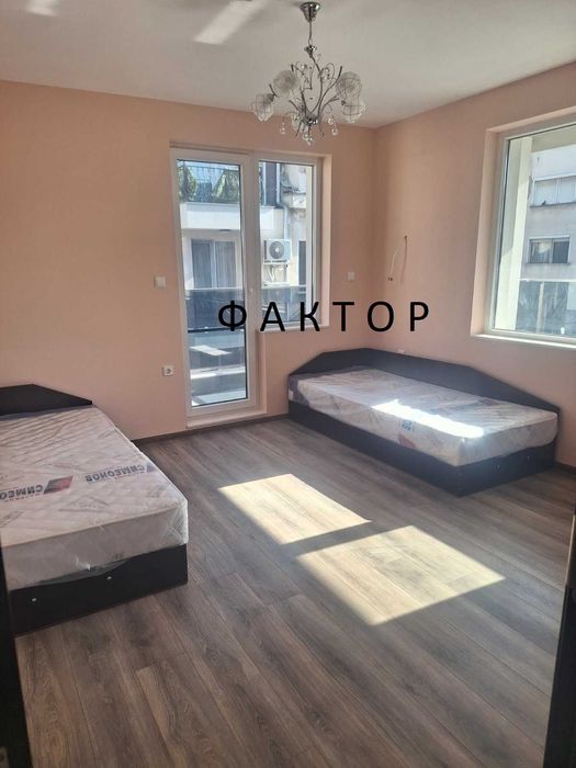 Дава се под наем Тристаен апартамент в Пловдив, Център - 110 кв.м за 600 € - Снимка #6