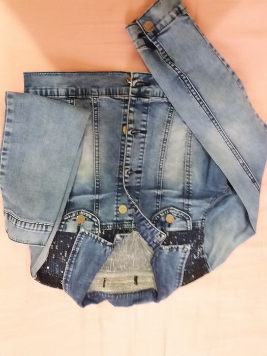 Продам Вещи на девочку