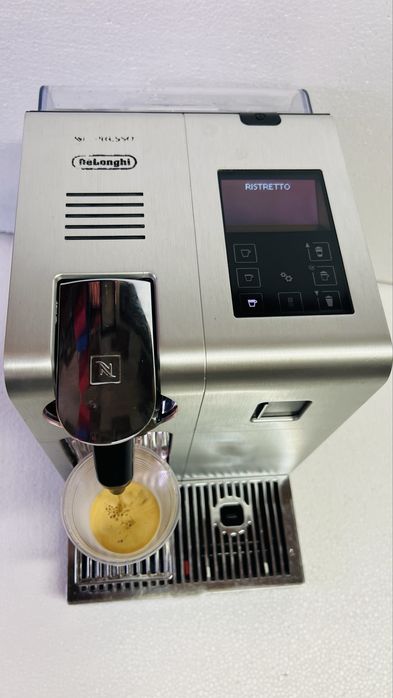 Aparat cafea Delonghi Nespresso