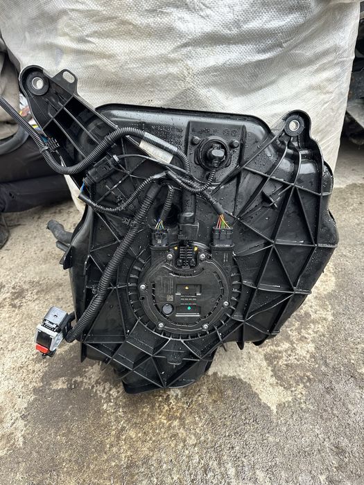 Rezervor adblue / Pompa Audi A6 C8 / A7 4K 2018-2024