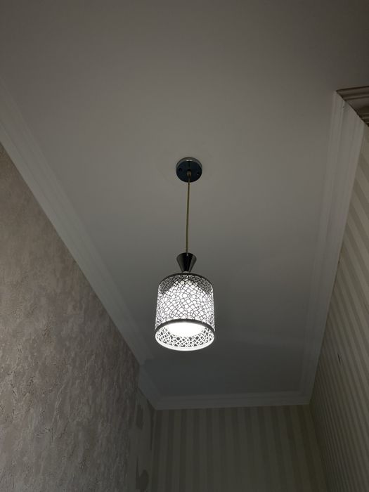 Продам люстры бу