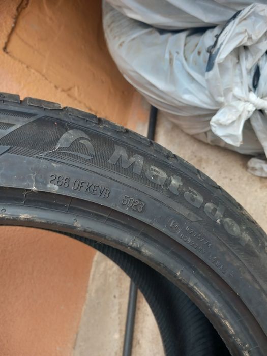 Anvelope vara pe 20