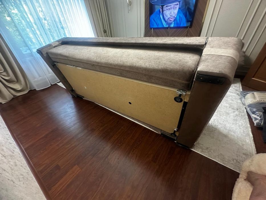 Диван в отличном состоянии