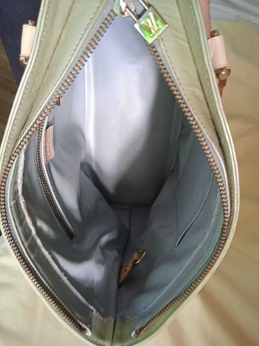 Дамска чанта Louise Vuitton