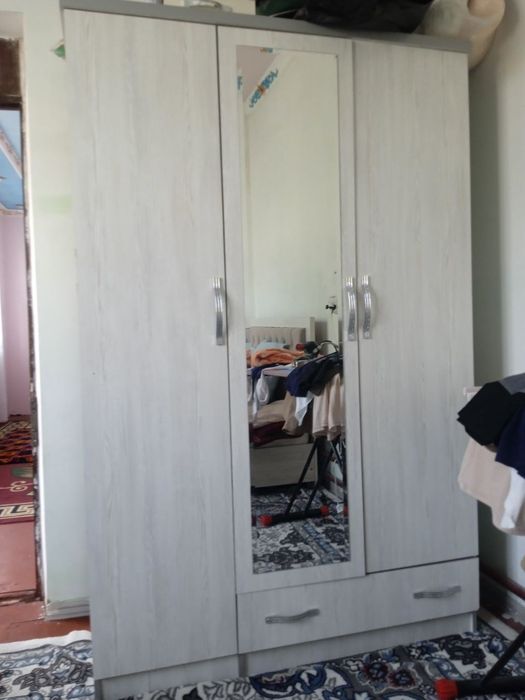 Spalni mebellar sotiladi holati yaxshi