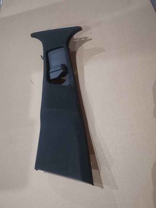 Страничен панел средна конзола Mercedes E class W213