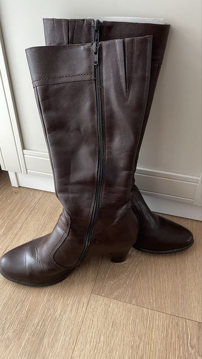 Cizme piele naturala, maro, marime 39, potrivite si la 38 imblanite